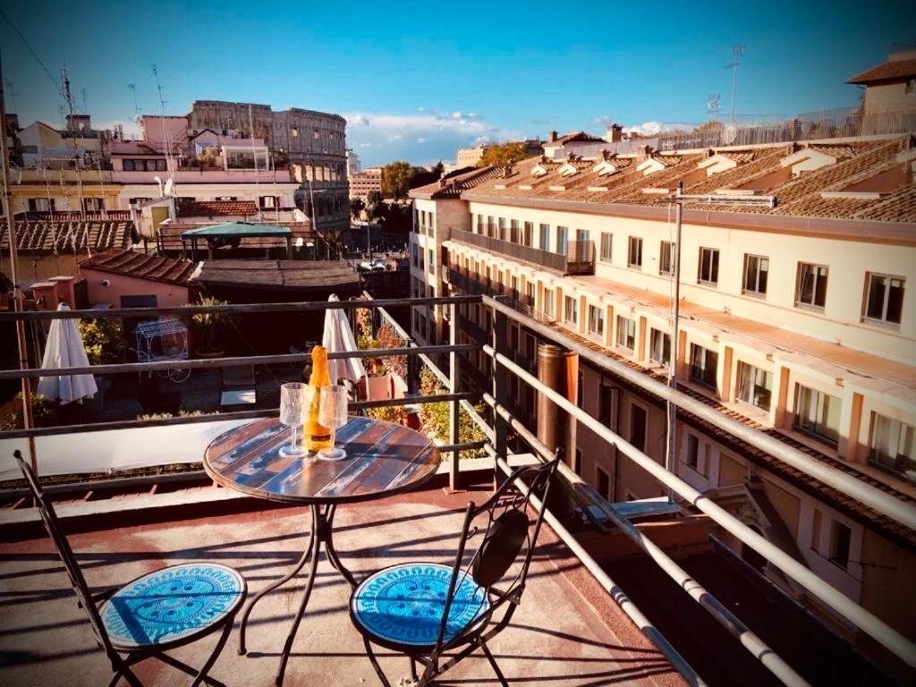 Attico Loft & Rooftop Colosseo Rom Exterior foto